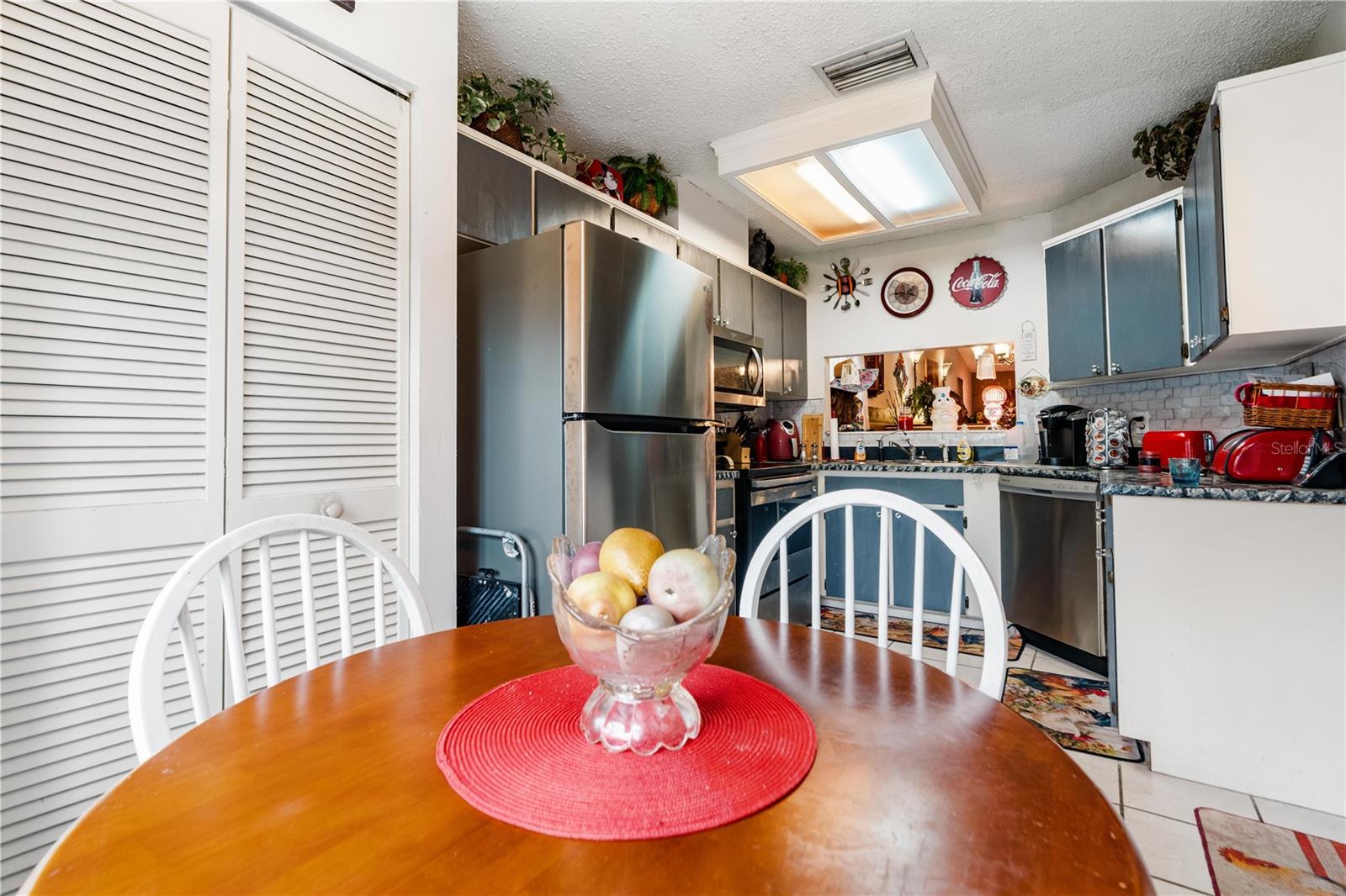 Image 14 of 51 For 11719 Rose Tree Drive