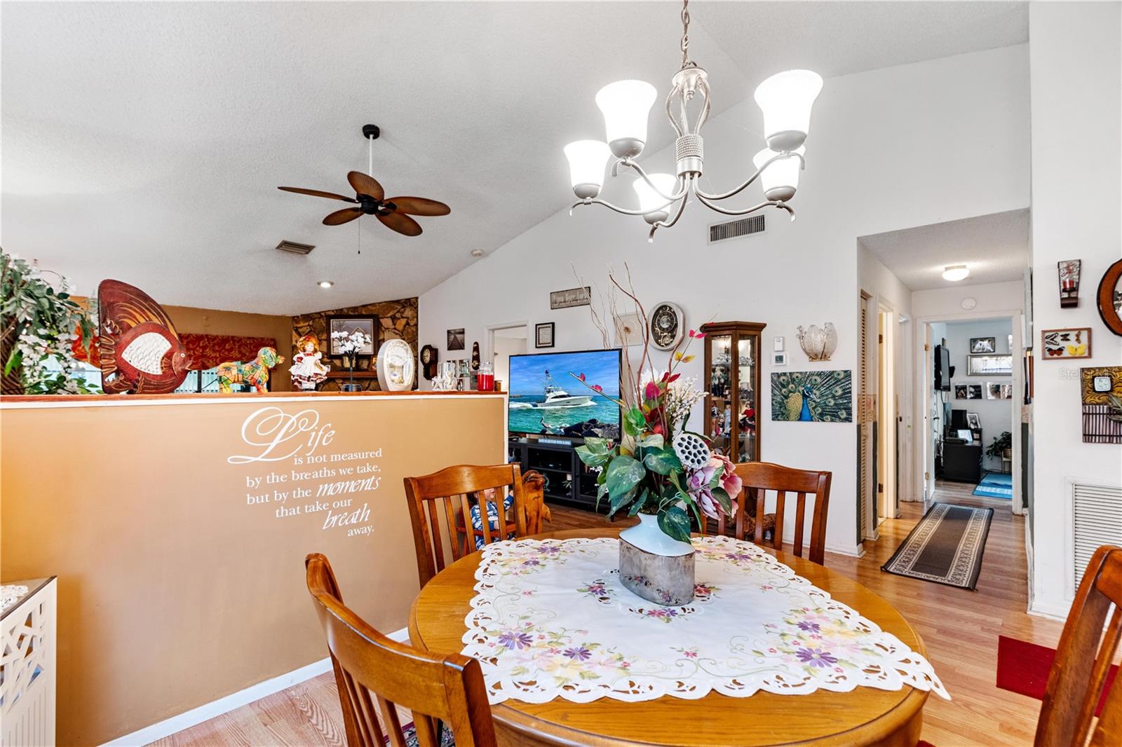 Image 9 of 51 For 11719 Rose Tree Drive