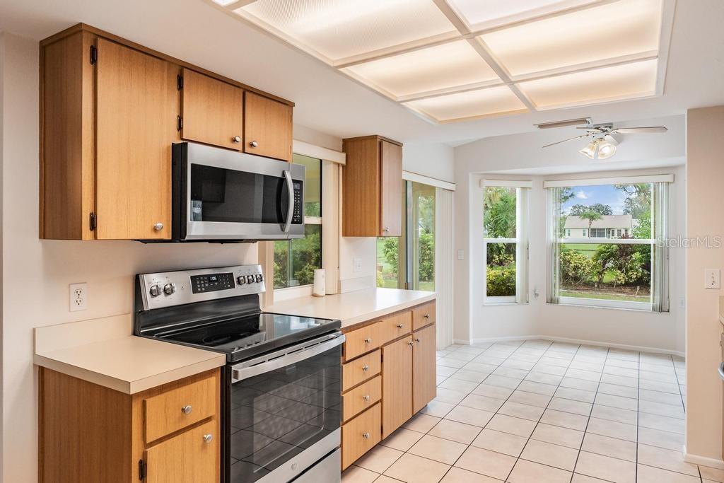 Image 10 of 36 For 4712 Bellemede Boulevard