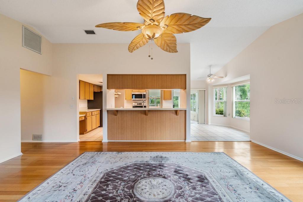 Image 15 of 36 For 4712 Bellemede Boulevard
