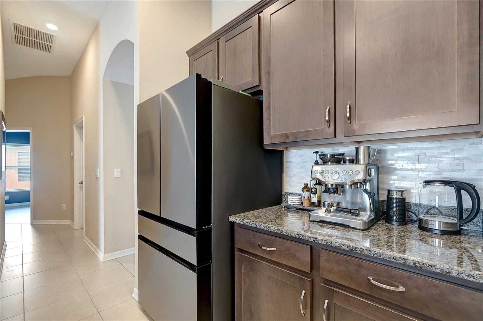 Image 19 of 63 For 623 Hartford Heights Street