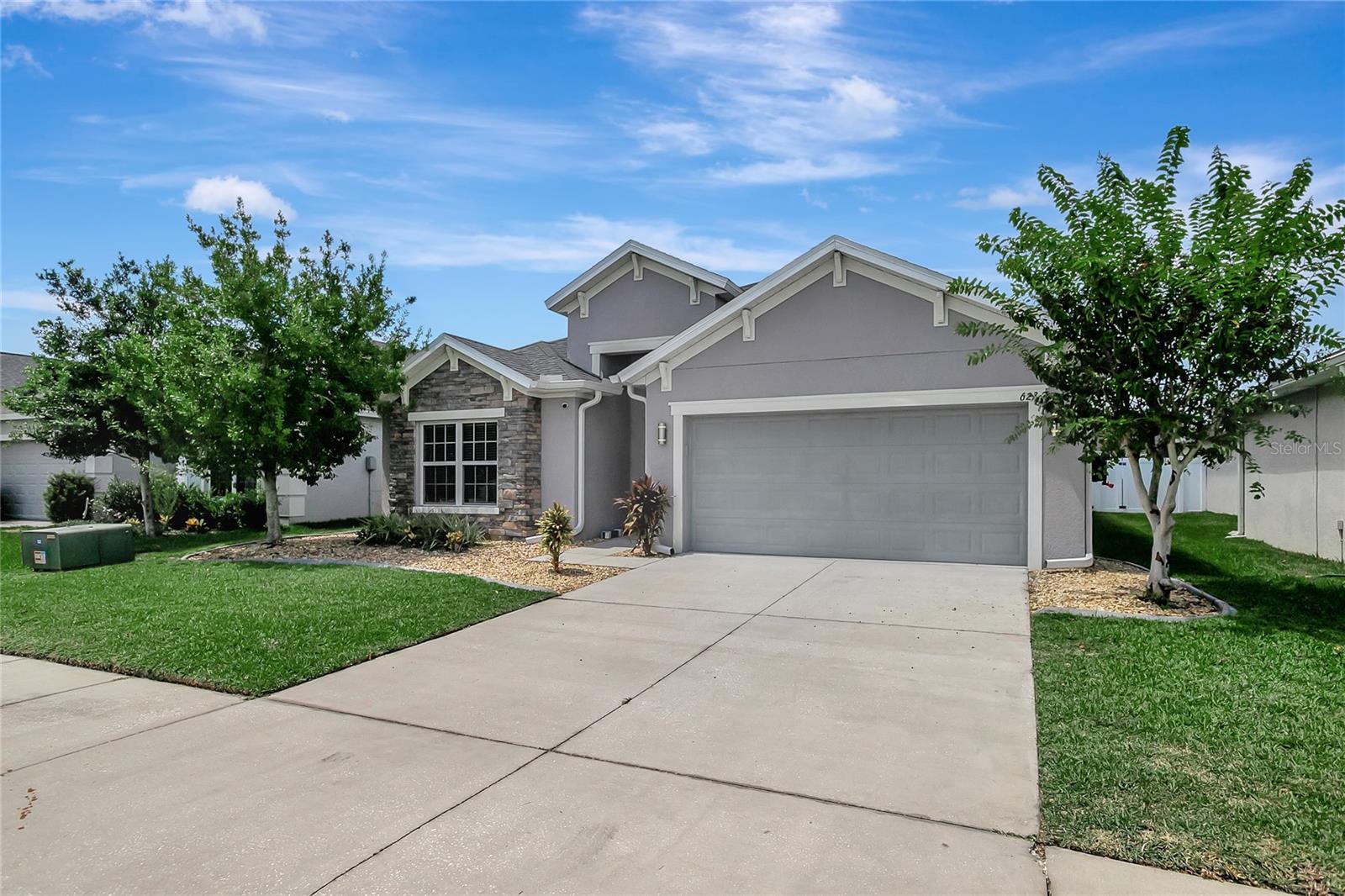 Image 2 of 63 For 623 Hartford Heights Street