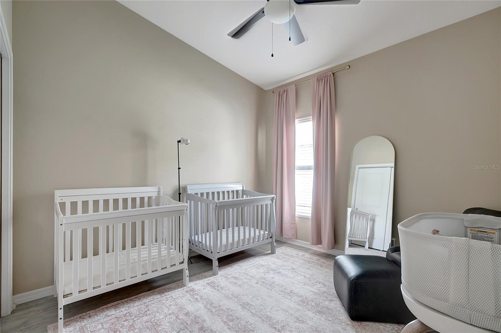 Image 46 of 63 For 623 Hartford Heights Street