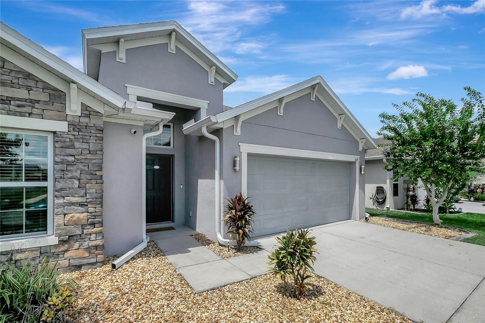 Image 5 of 63 For 623 Hartford Heights Street