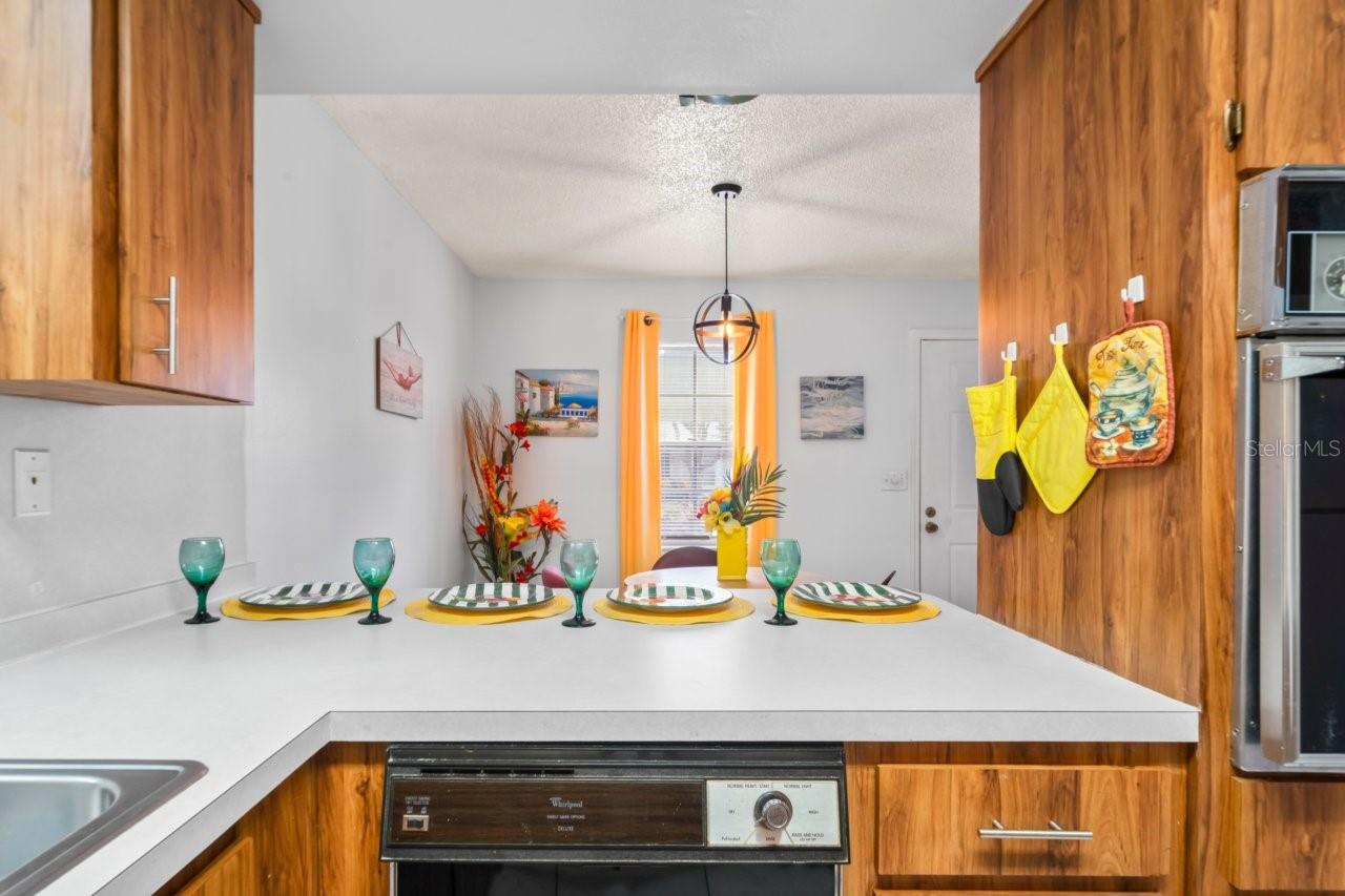 Image 12 of 45 For 6101 Elmhurst Dr  5b