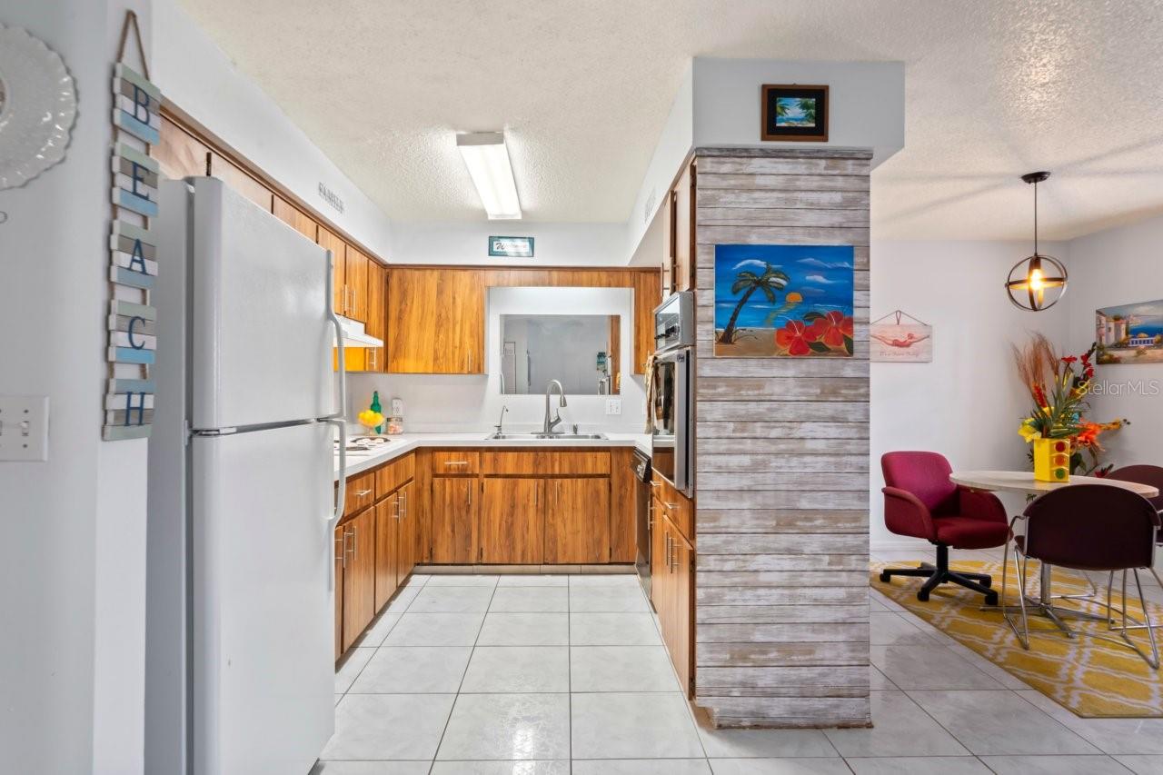 Image 9 of 45 For 6101 Elmhurst Dr  5b