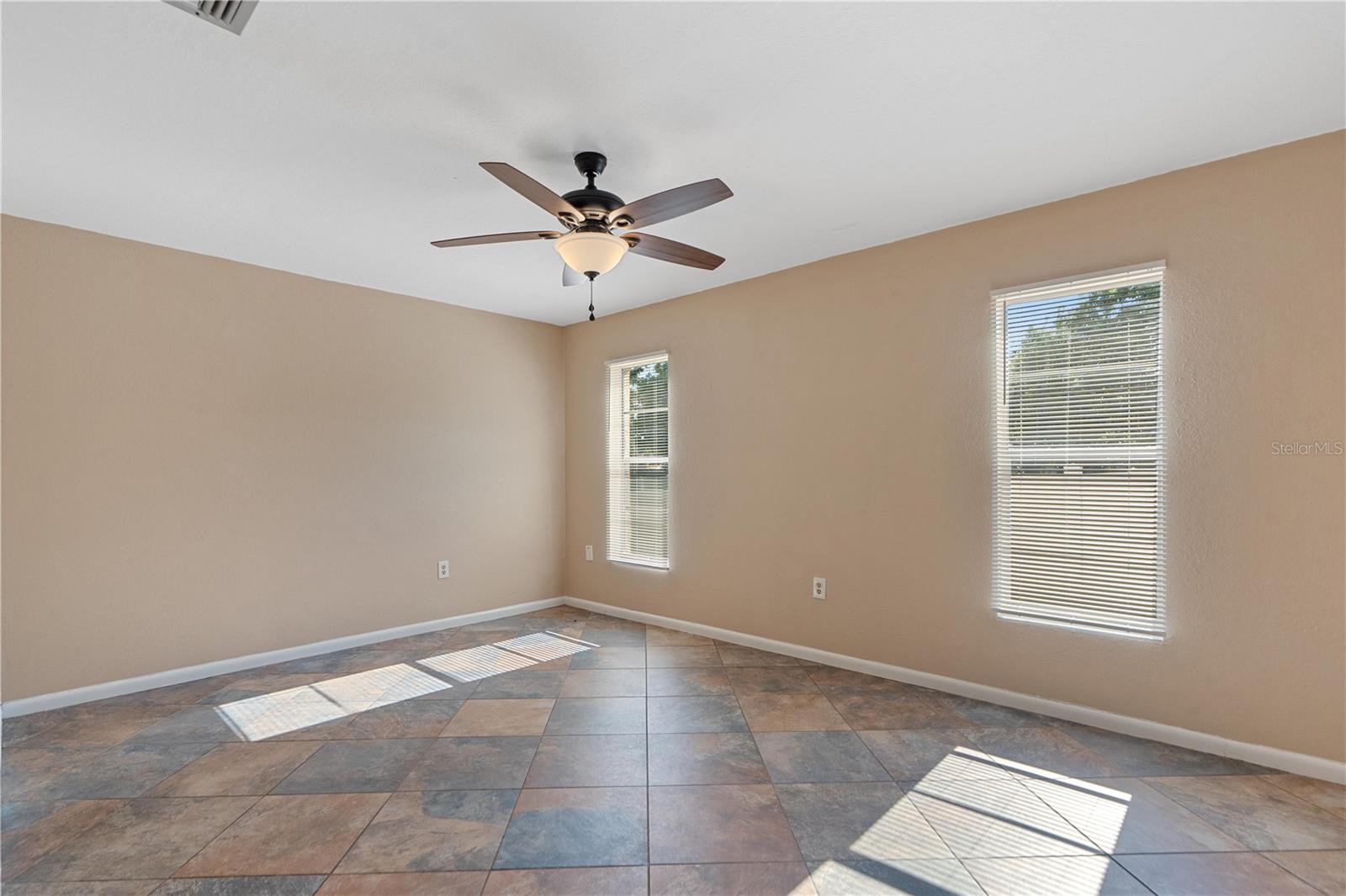 Image 12 of 33 For 6007 Waycross Drive