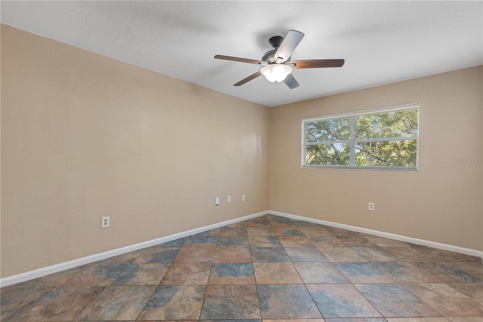Image 18 of 33 For 6007 Waycross Drive