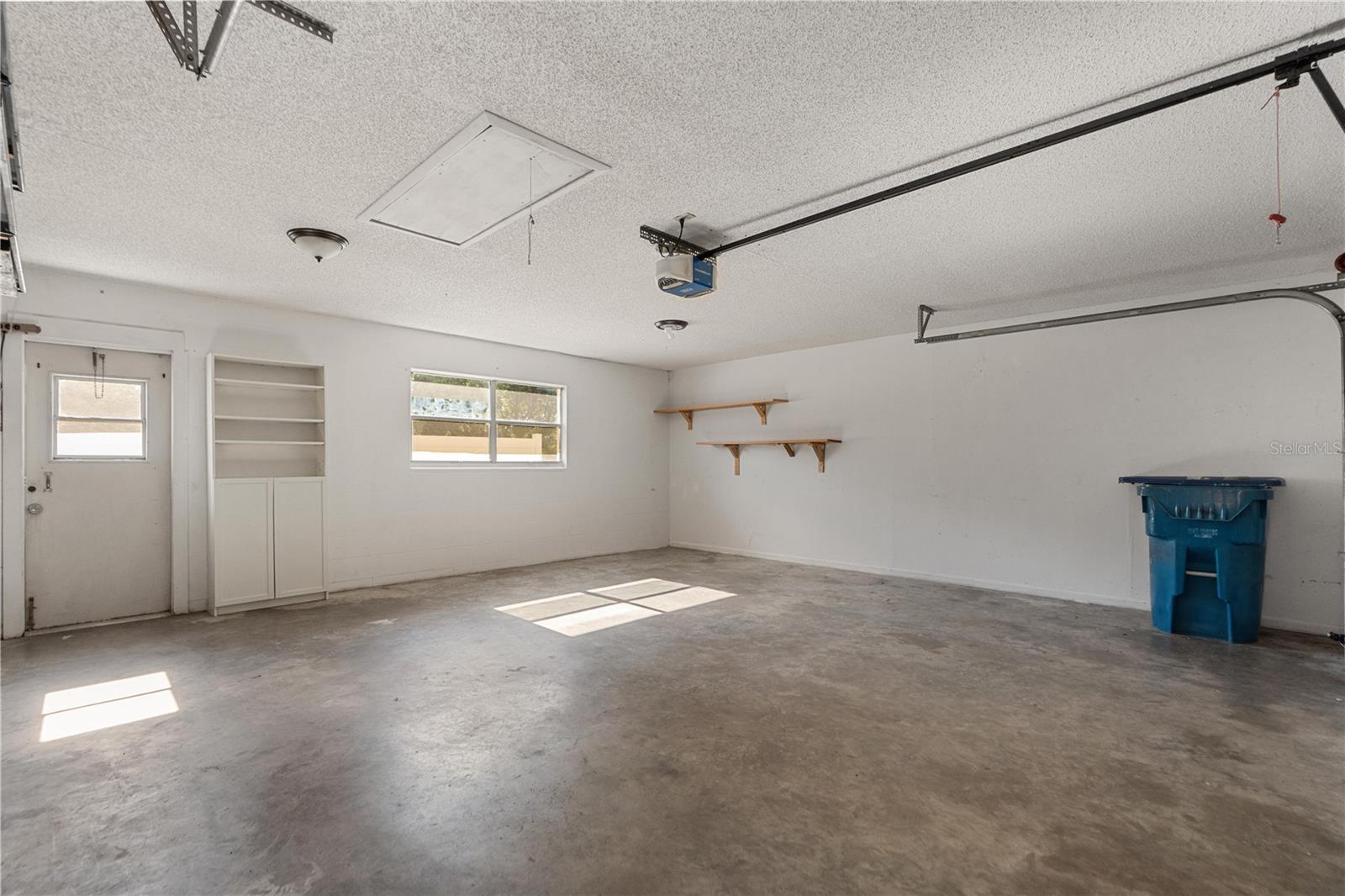 Image 26 of 33 For 6007 Waycross Drive