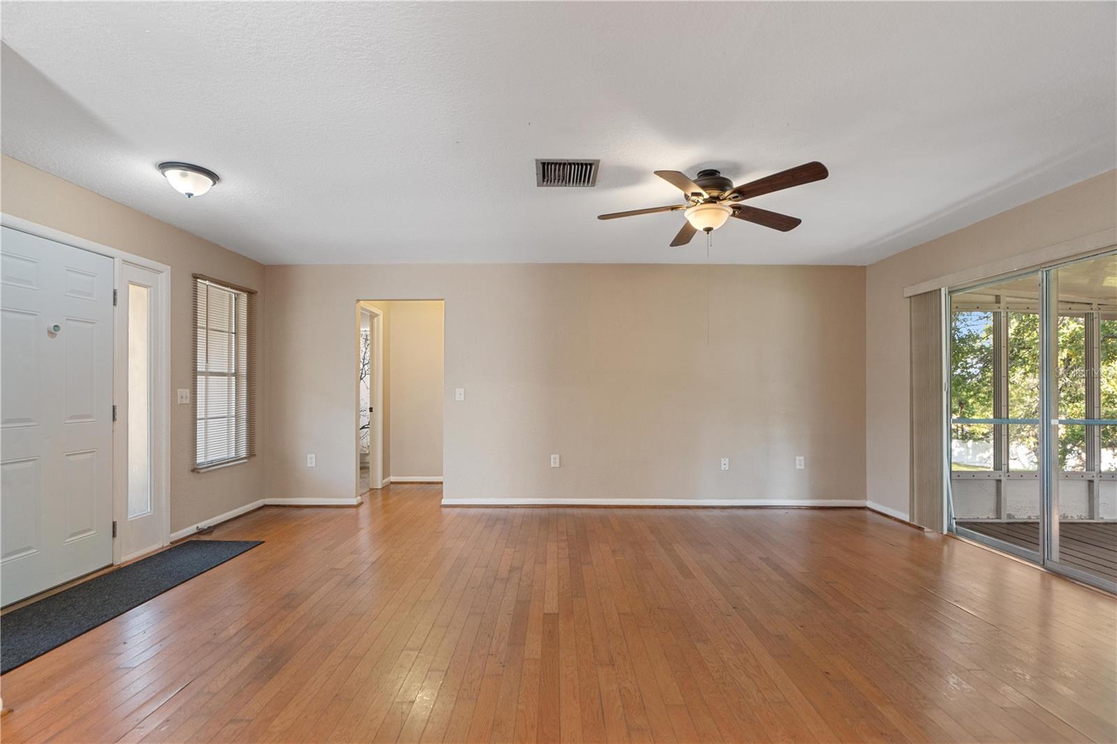 Image 8 of 33 For 6007 Waycross Drive