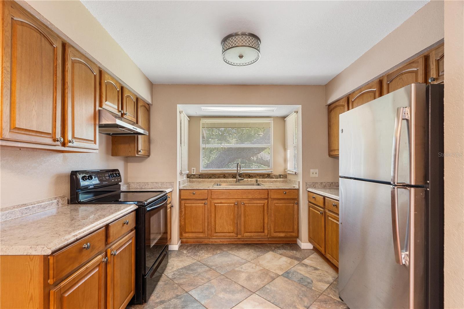 Image 9 of 33 For 6007 Waycross Drive