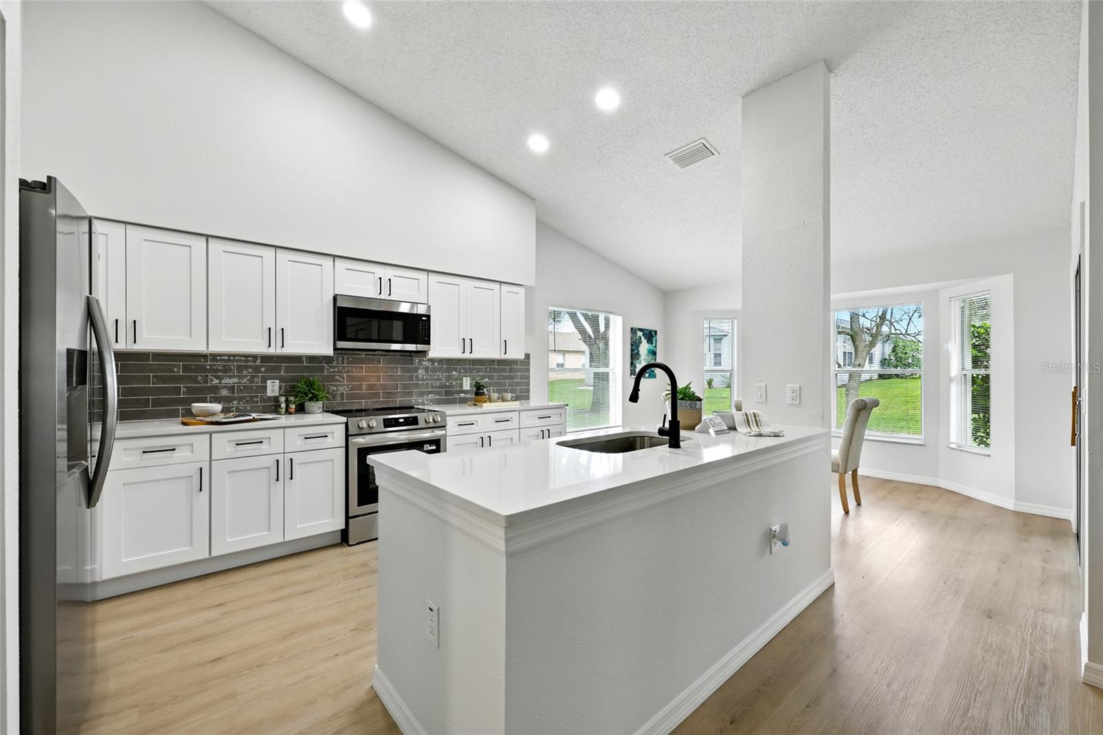 Image 14 of 64 For 11213 Brooklawn Drive