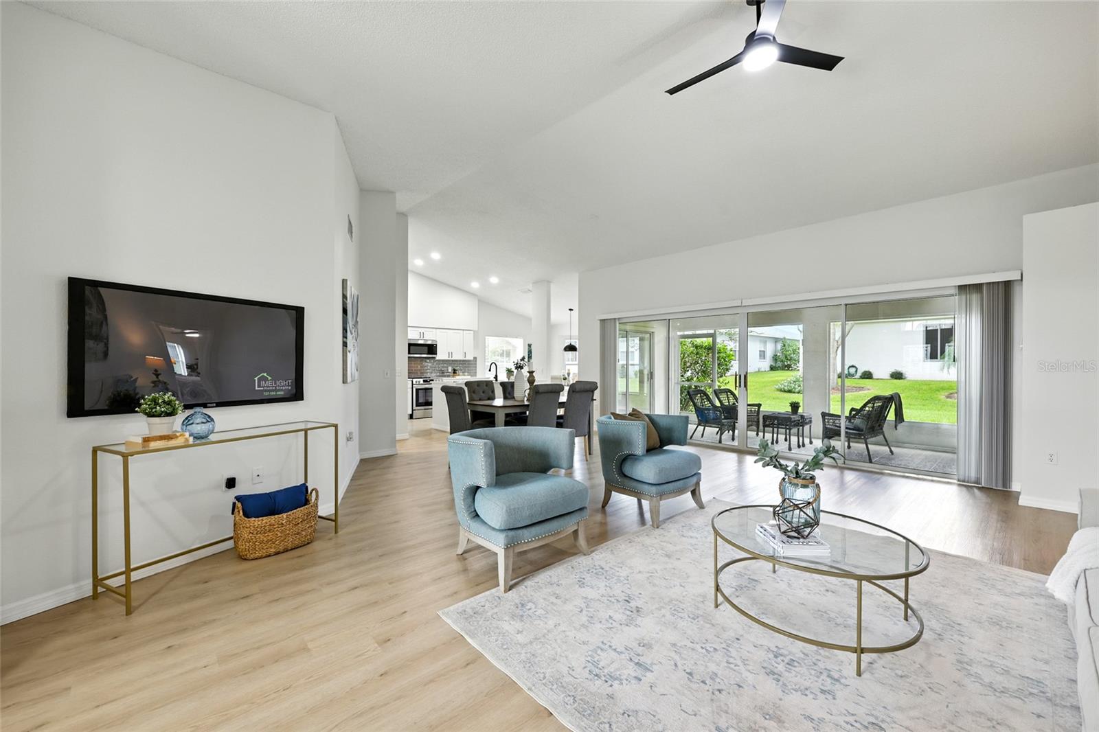 Image 8 of 64 For 11213 Brooklawn Drive