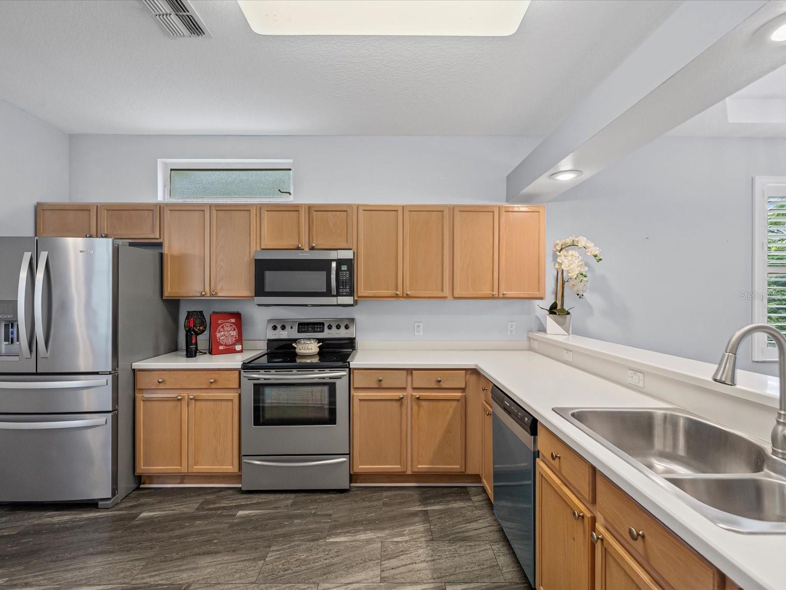 Image 10 of 96 For 7445 Trovita Road