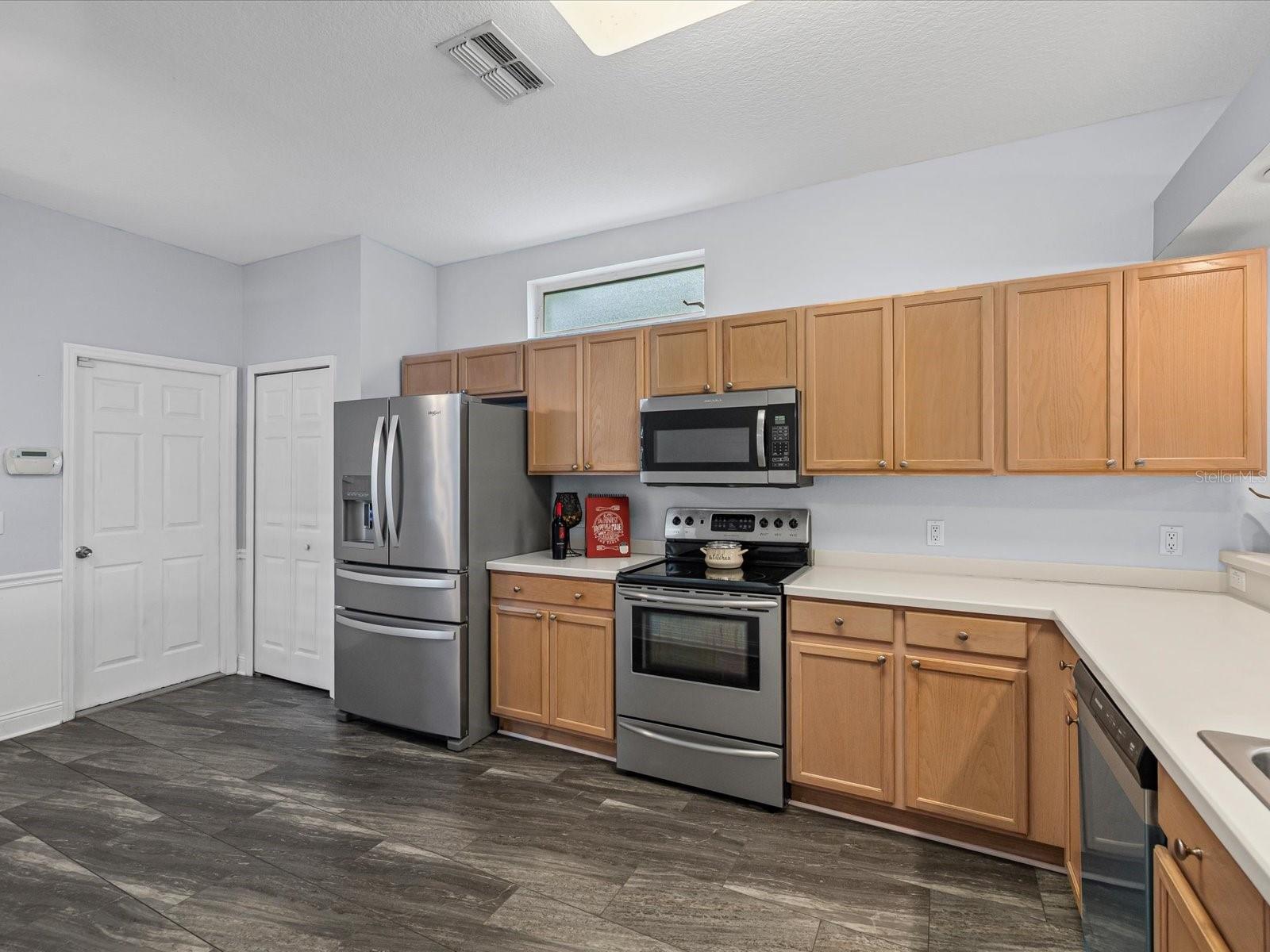 Image 12 of 96 For 7445 Trovita Road