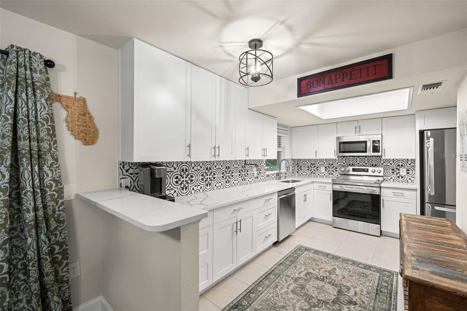 Image 19 of 47 For 2341 Masters Court