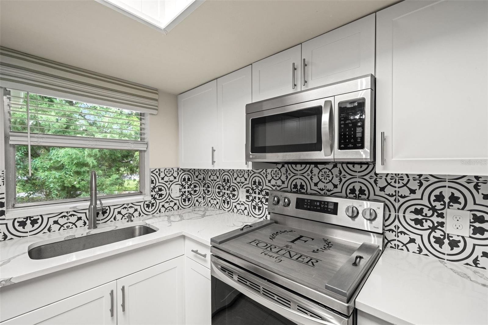 Image 20 of 47 For 2341 Masters Court