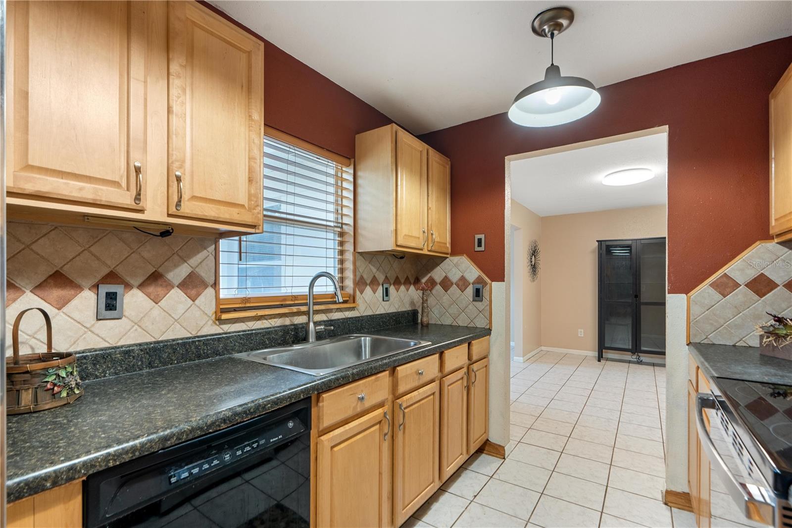 Image 10 of 32 For 4008 Windswept Avenue