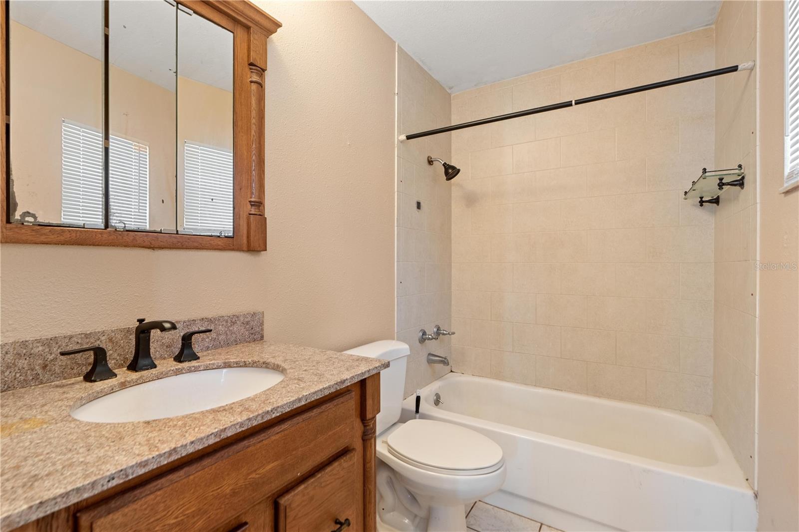 Image 19 of 32 For 4008 Windswept Avenue