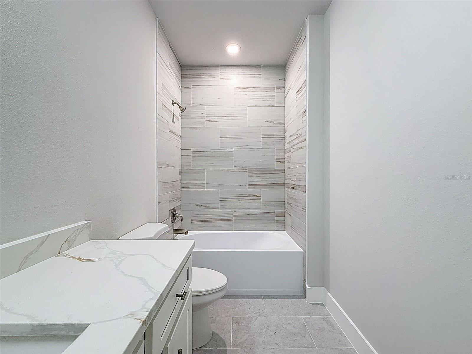 Image 21 of 33 For 6461 Oak Park Boulevard