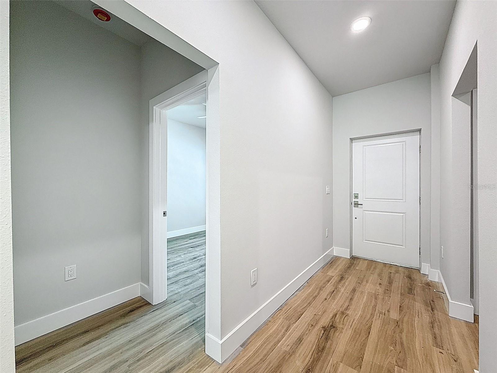Image 5 of 33 For 6461 Oak Park Boulevard