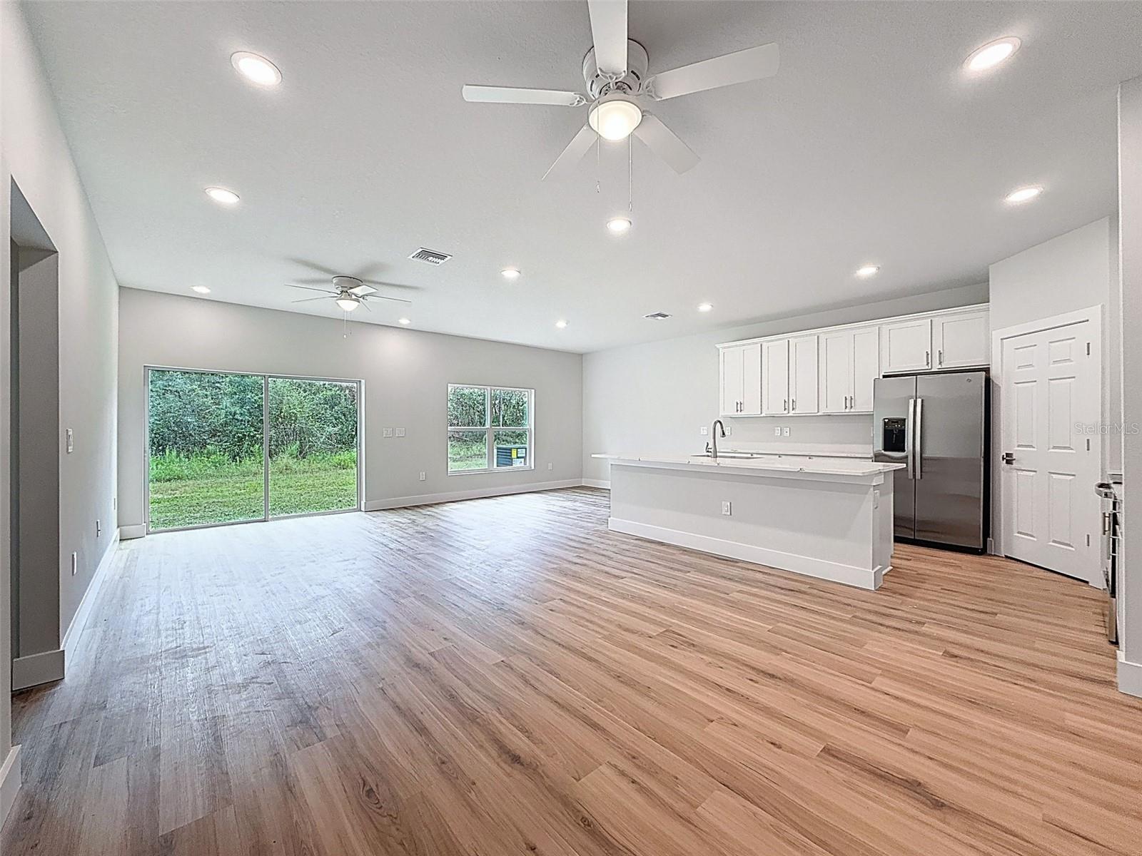 Image 7 of 33 For 6461 Oak Park Boulevard