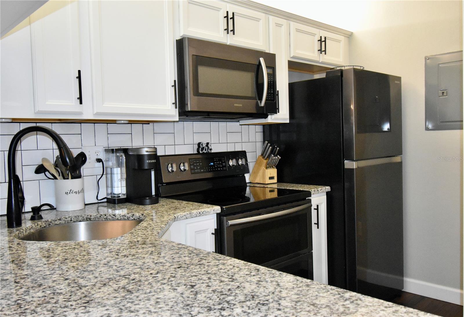 Image 10 of 35 For 3188 Lake Pine Way S D1