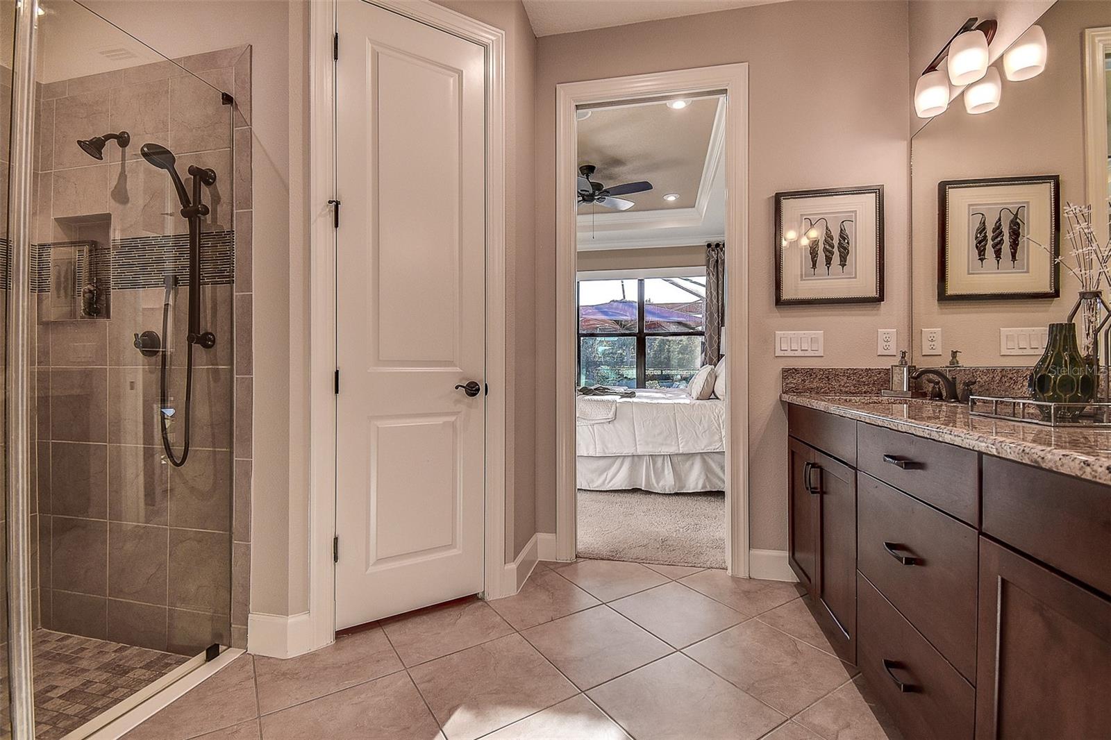 Image 16 of 49 For 11426 Juglans Drive