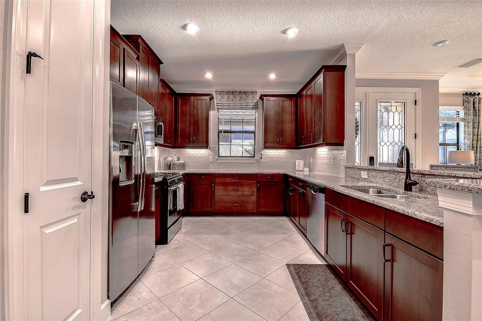 Image 23 of 49 For 11426 Juglans Drive