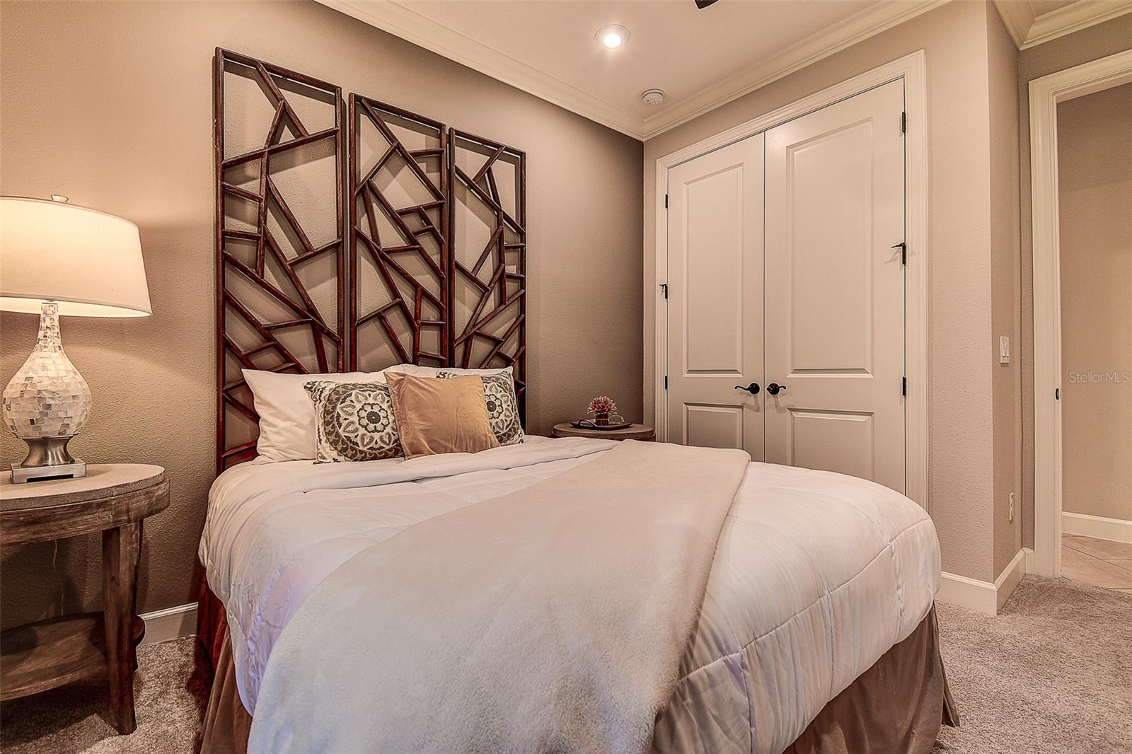 Image 29 of 49 For 11426 Juglans Drive