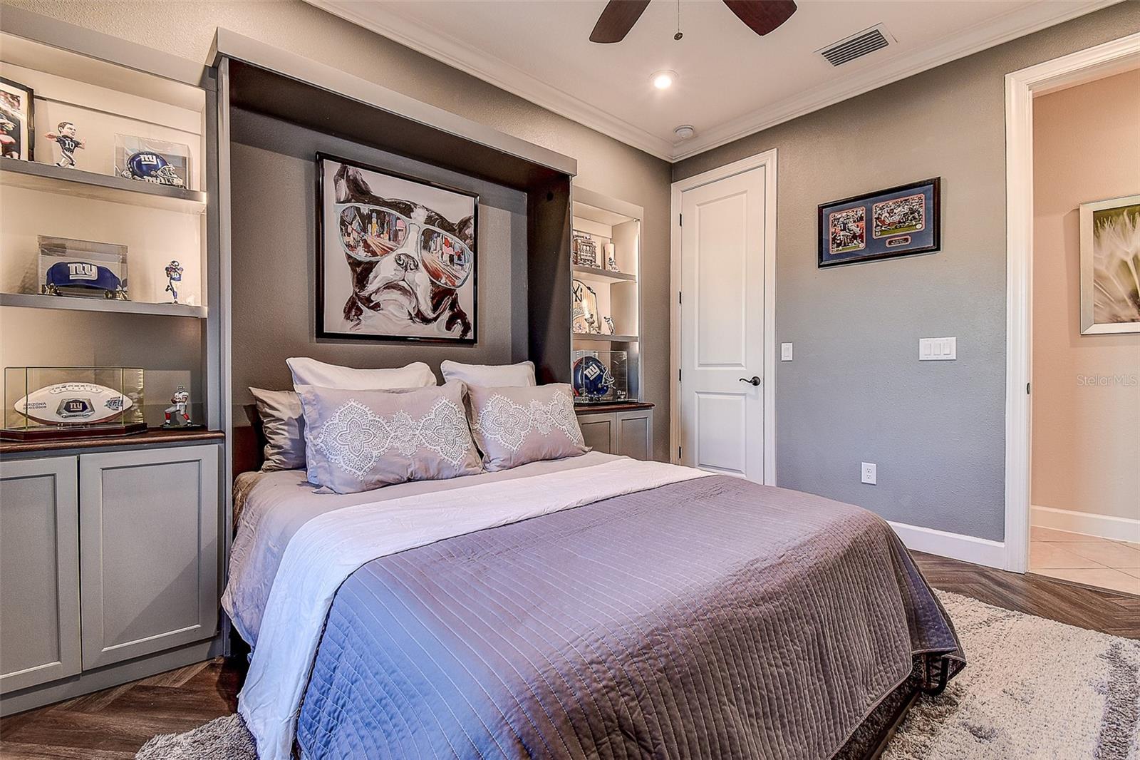 Image 32 of 49 For 11426 Juglans Drive