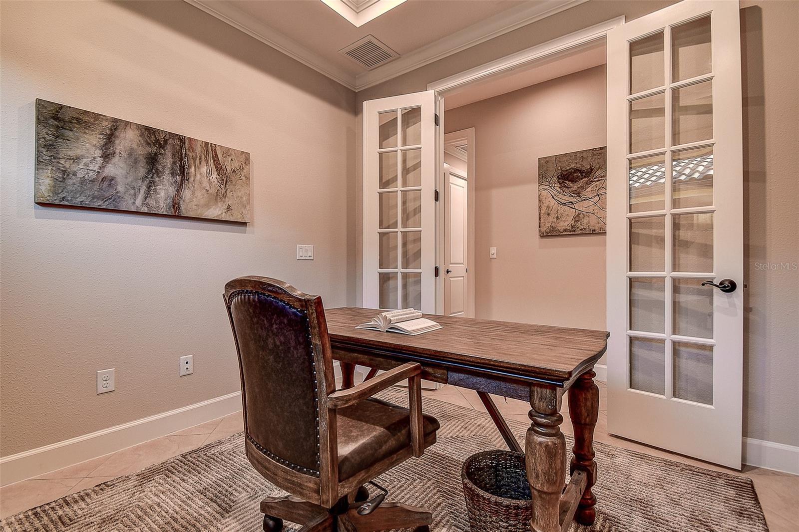 Image 35 of 49 For 11426 Juglans Drive