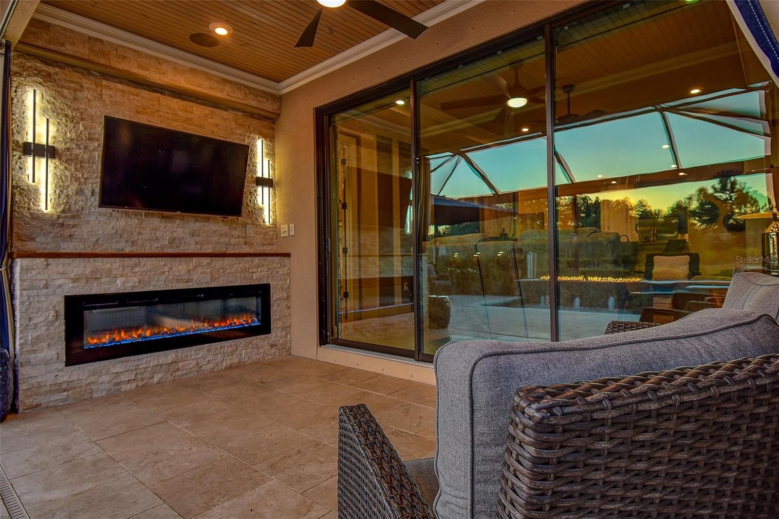 Image 38 of 49 For 11426 Juglans Drive