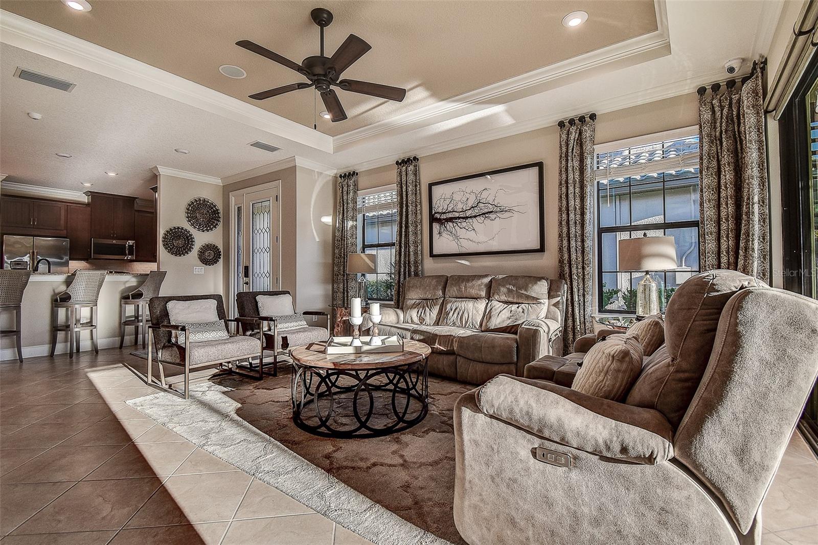 Image 8 of 49 For 11426 Juglans Drive