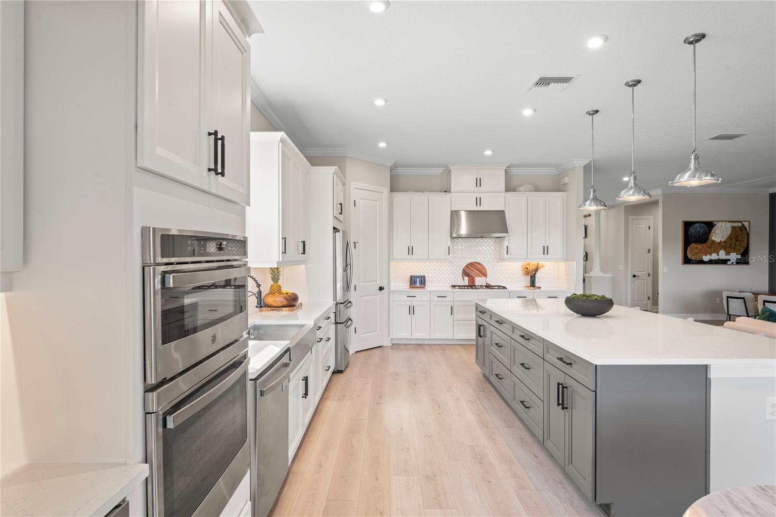 Image 22 of 92 For 11223 Egeria Drive