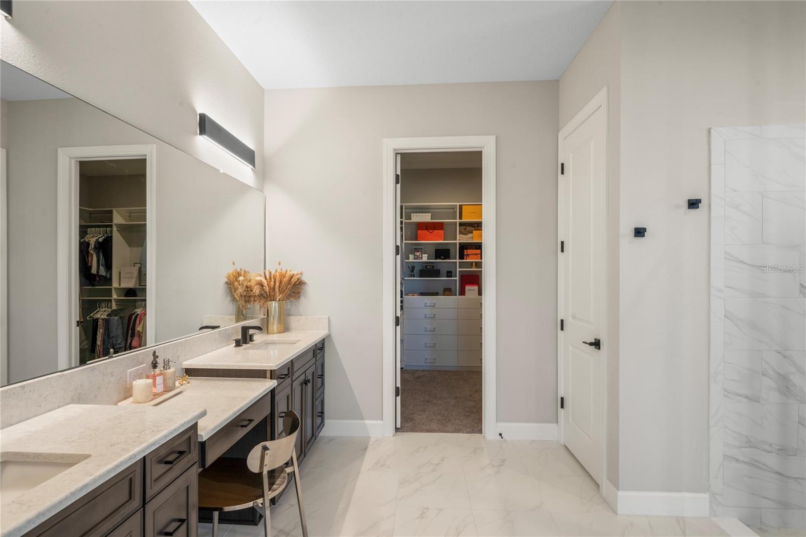 Image 41 of 92 For 11223 Egeria Drive