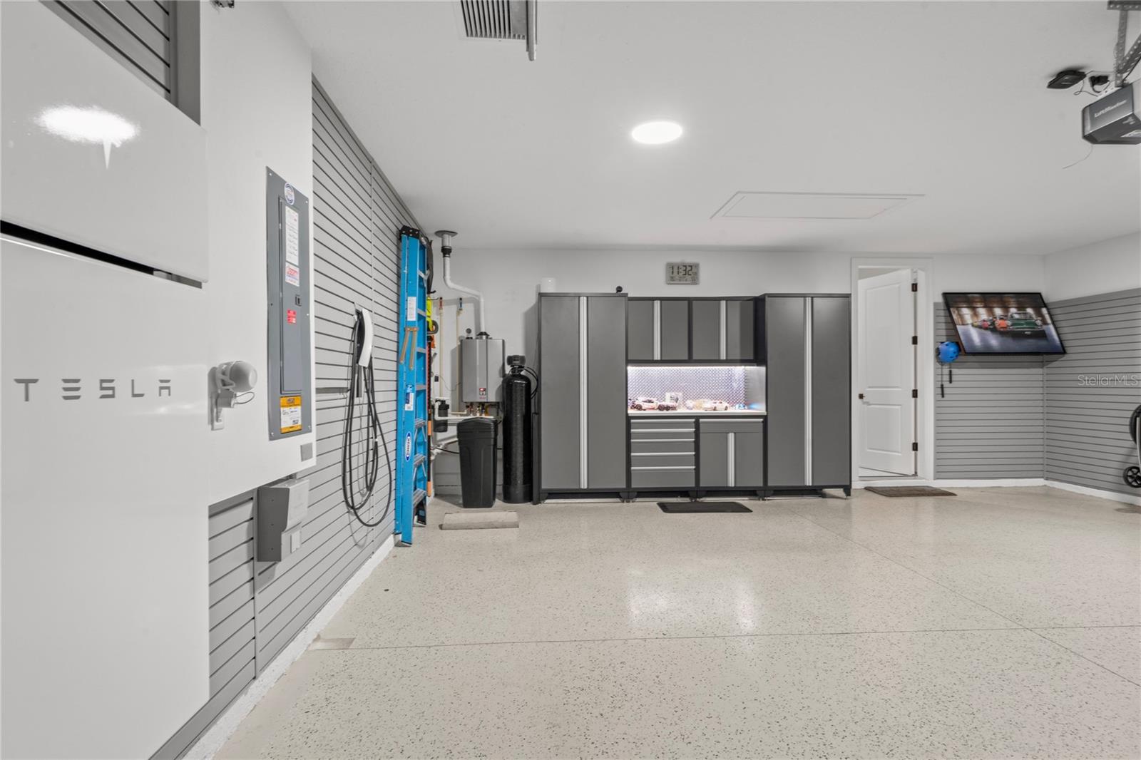 Image 55 of 92 For 11223 Egeria Drive