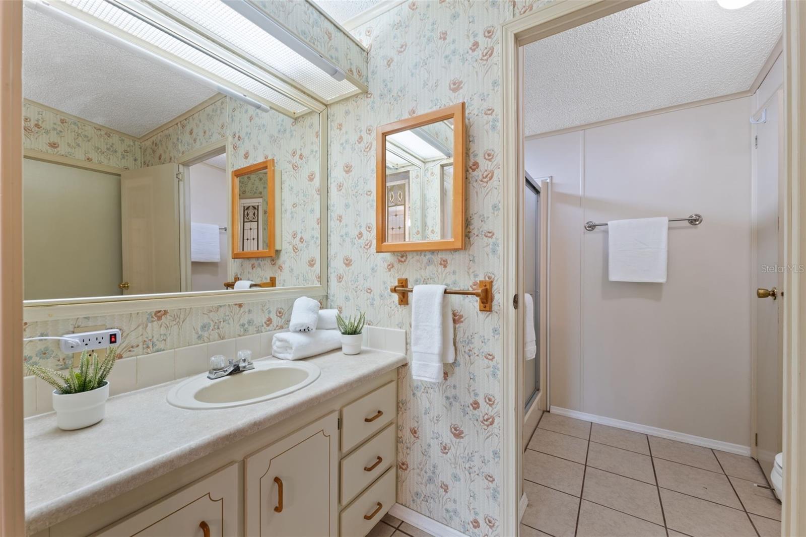 Image 15 of 25 For 5702 Cheyenne Street