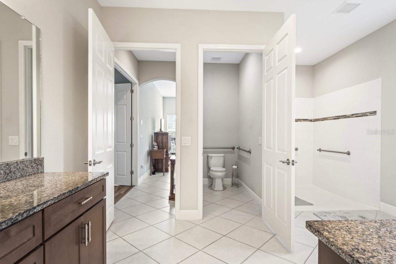 Image 15 of 57 For 4232 Woodland Retreat Boulevard