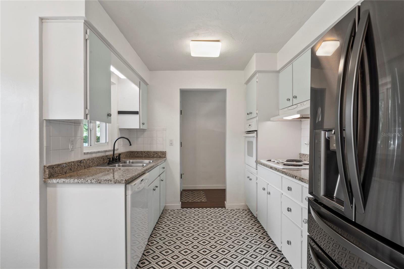 Image 10 of 55 For 1282 Palm Street