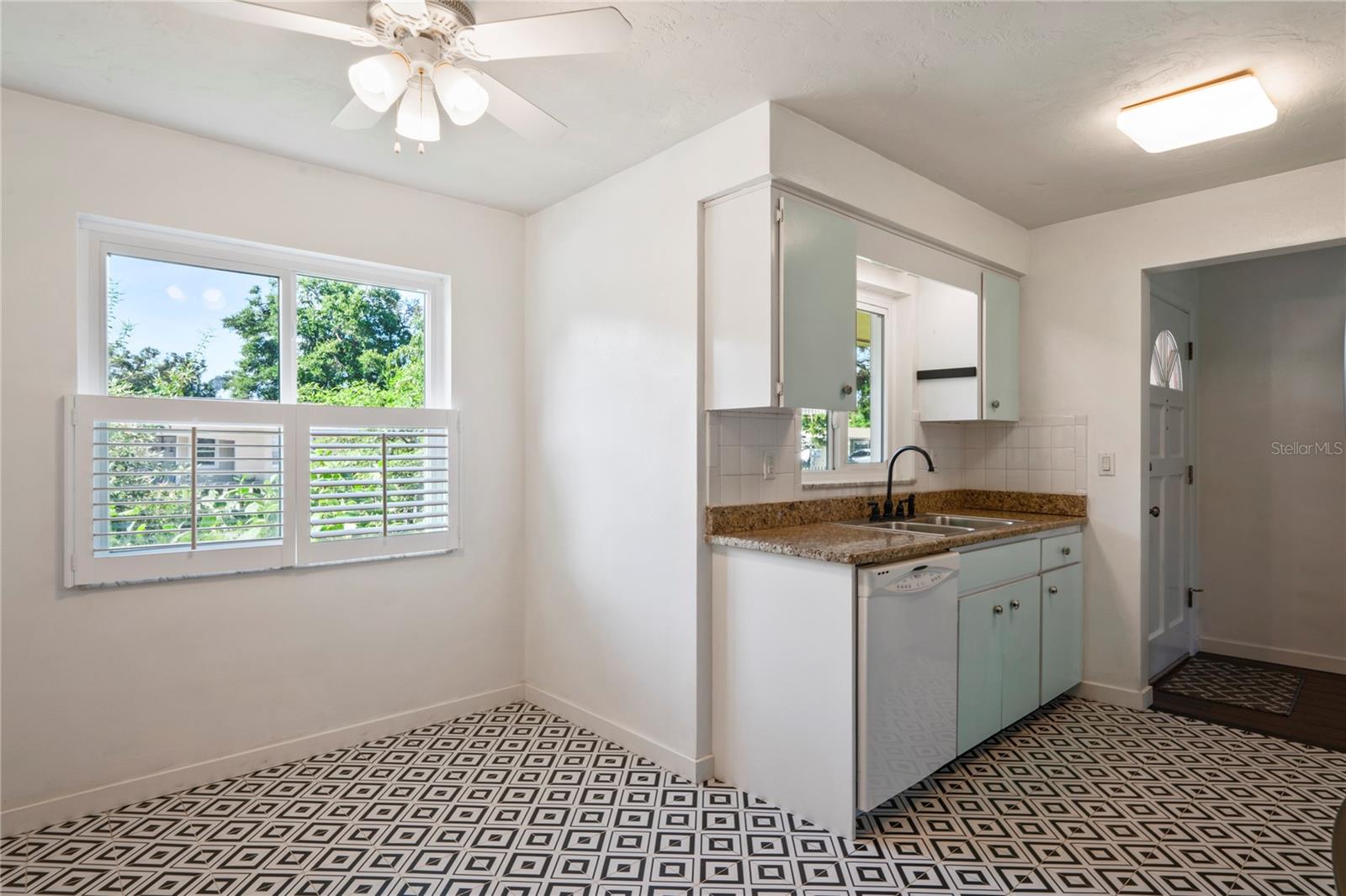 Image 11 of 55 For 1282 Palm Street
