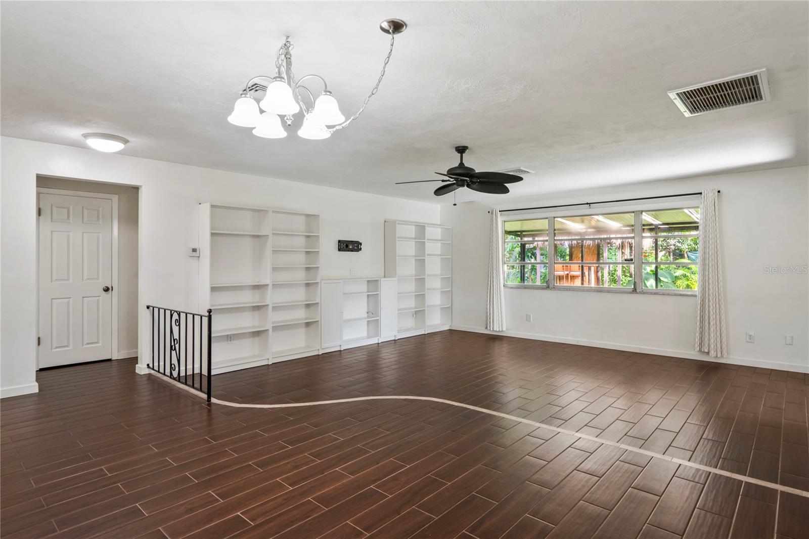 Image 13 of 55 For 1282 Palm Street