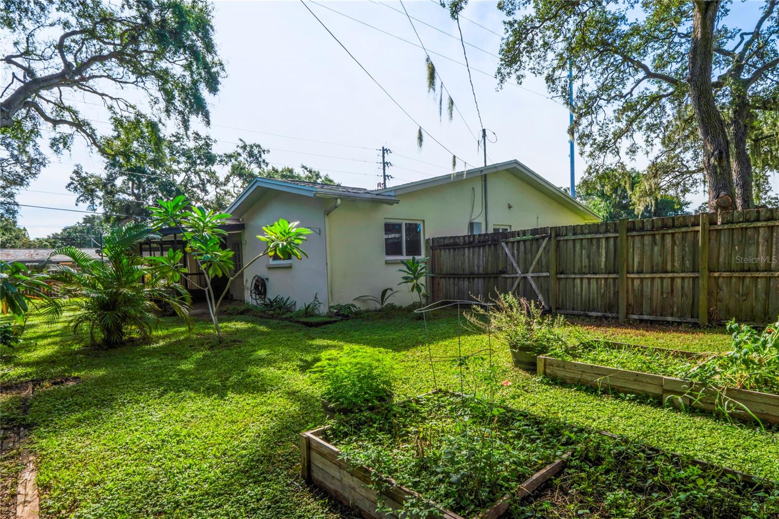 Image 43 of 55 For 1282 Palm Street
