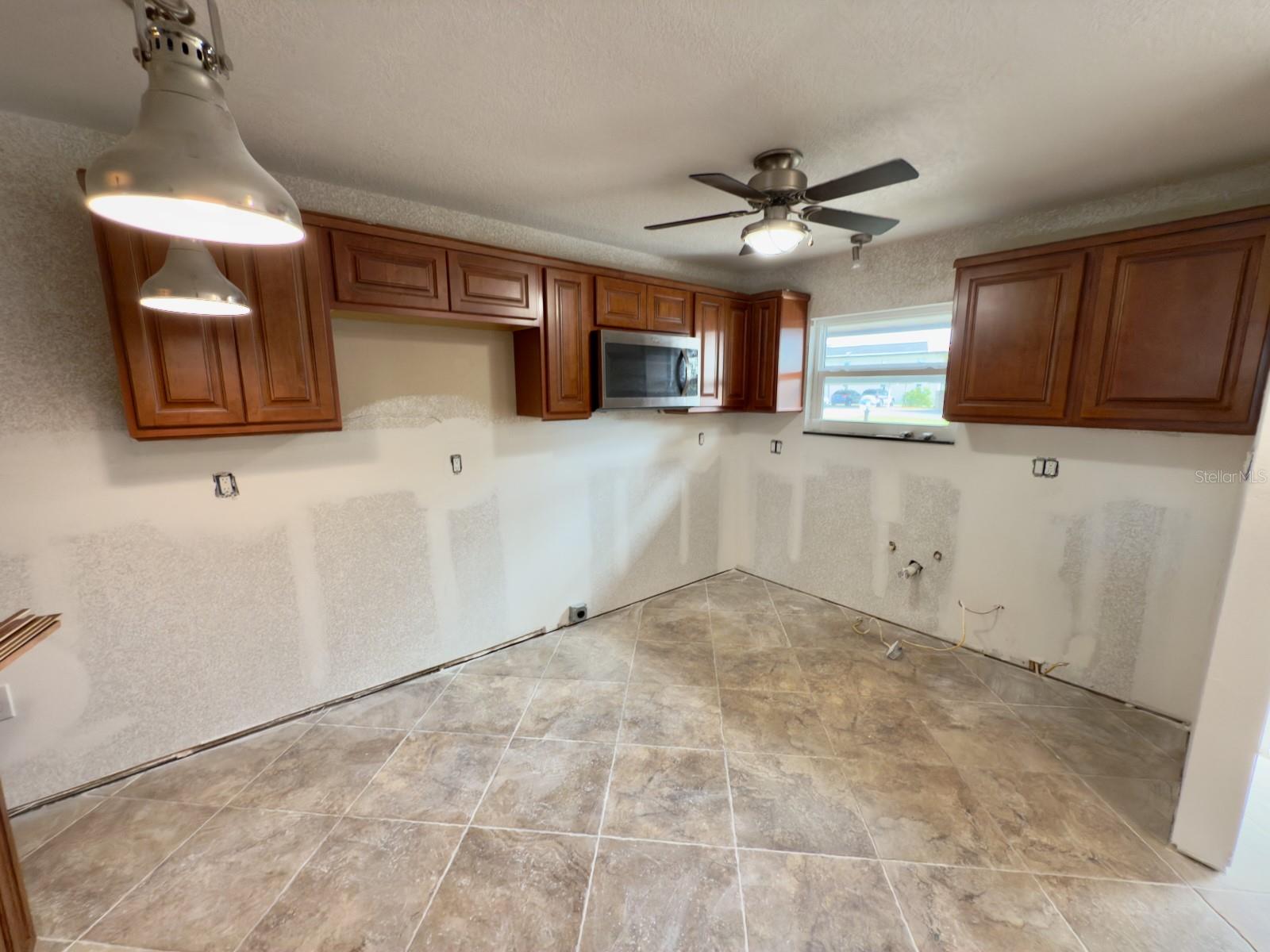 Image 2 of 28 For 4678 Marine Parkway 106