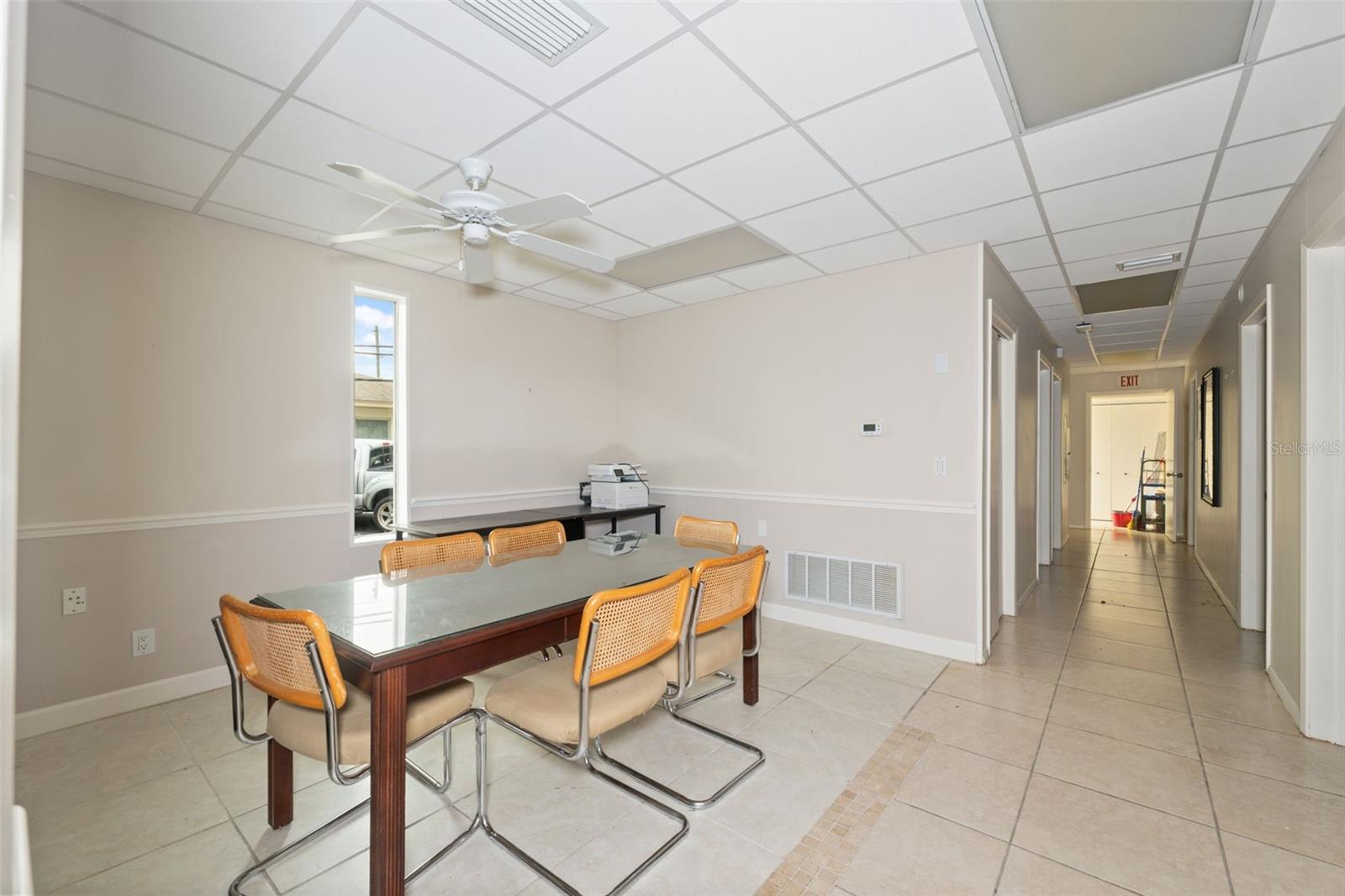 Image 22 of 41 For 2101 Indian Rocks Road S