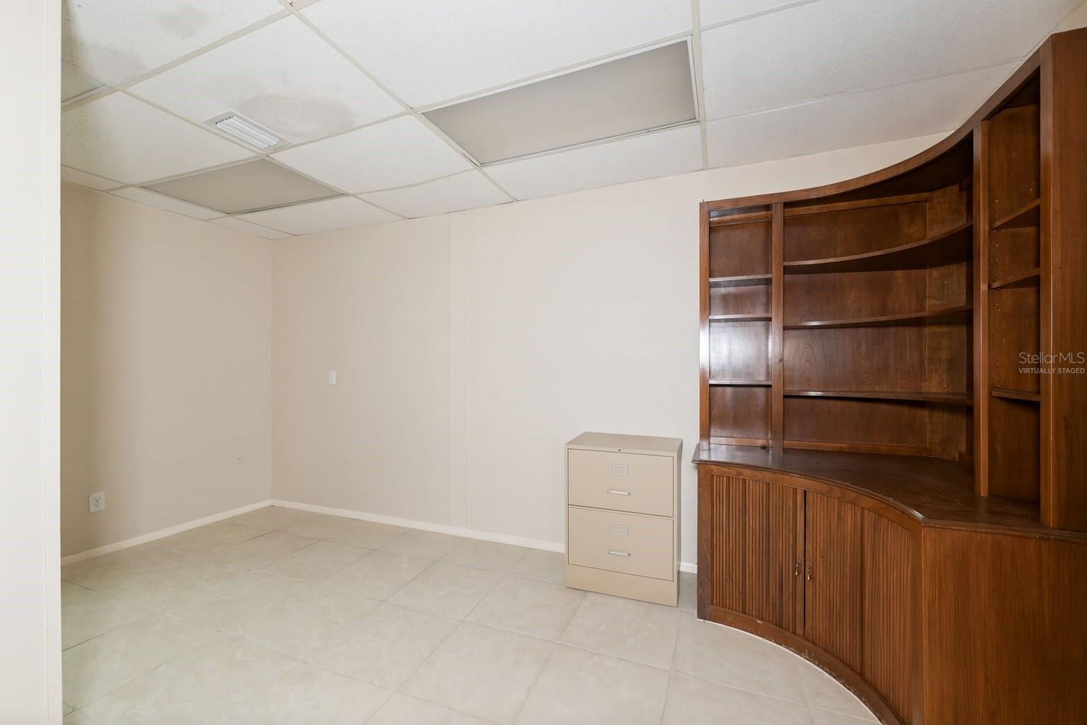 Image 30 of 41 For 2101 Indian Rocks Road S