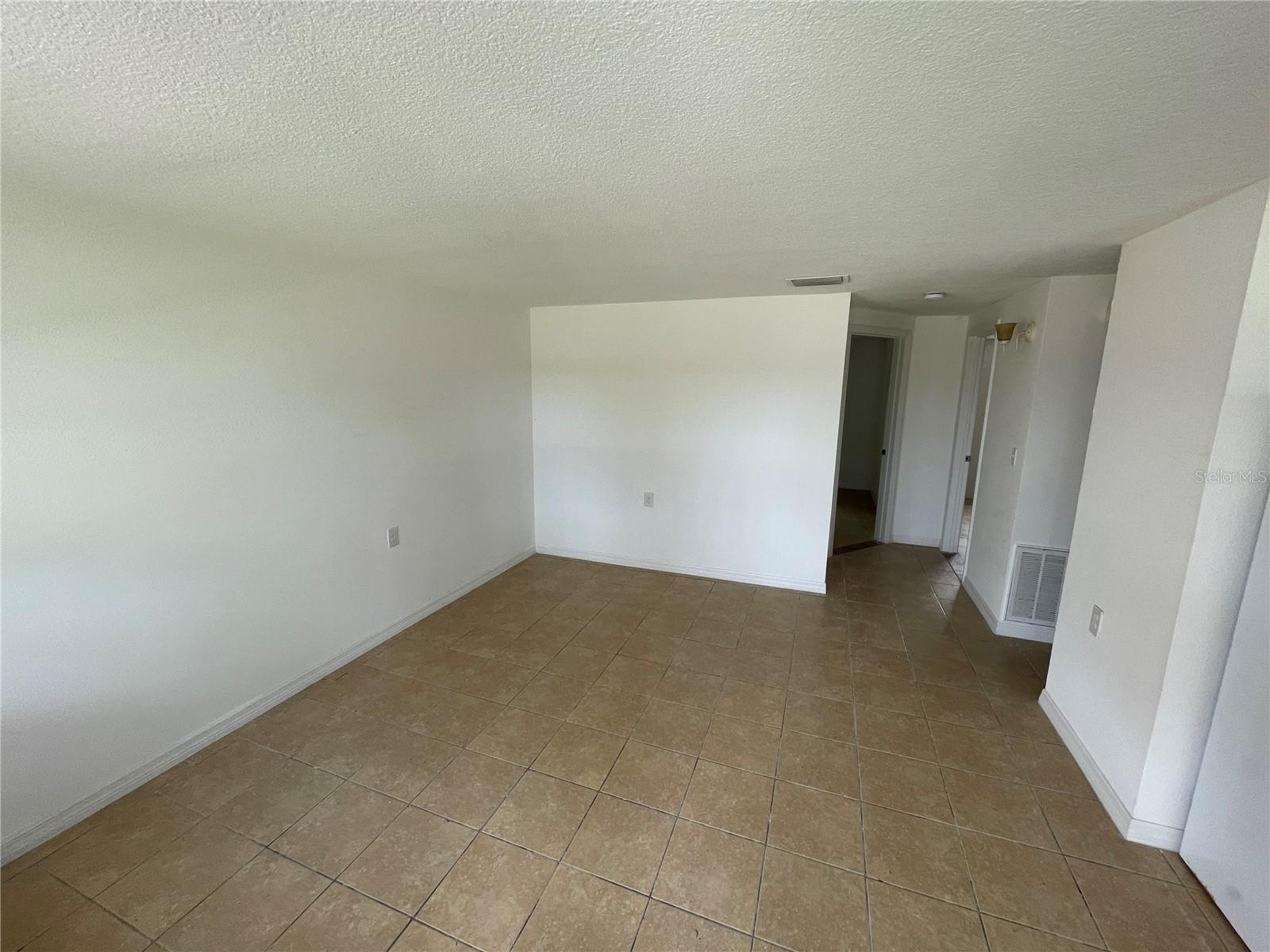 Image 15 of 39 For 5317, 5319, 5321 Avery Road