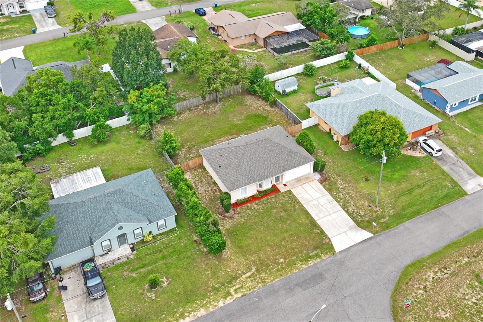 Listing photo id 42 for 11066 Lightwood Street