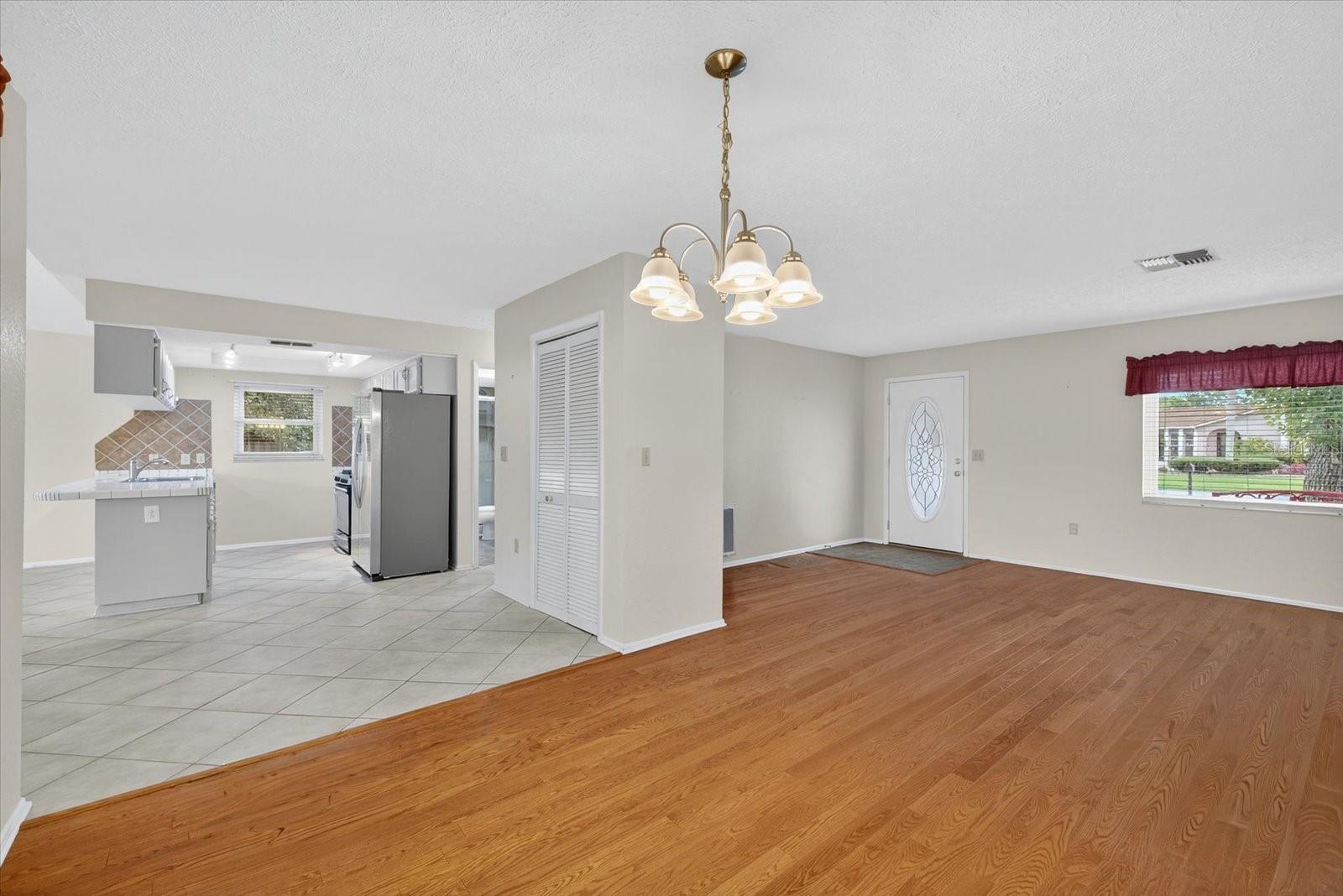 Image 13 of 32 For 12903 Cedar Ridge Drive