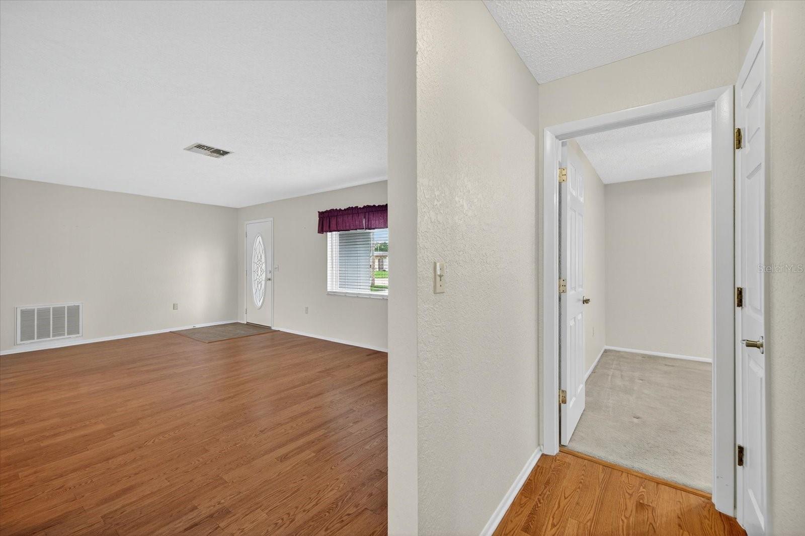 Image 14 of 32 For 12903 Cedar Ridge Drive